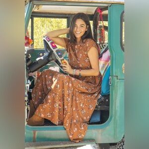 Natural Life Berkley Maxi Dress in Brown Bouquet Size Large